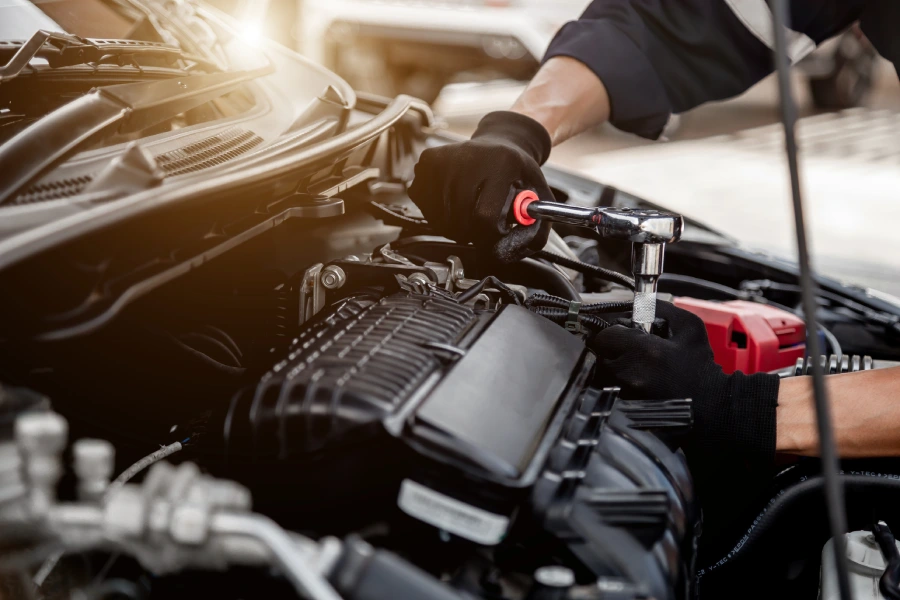 Common Signs Your Engine Needs Immediate Repair - Central Auto Service